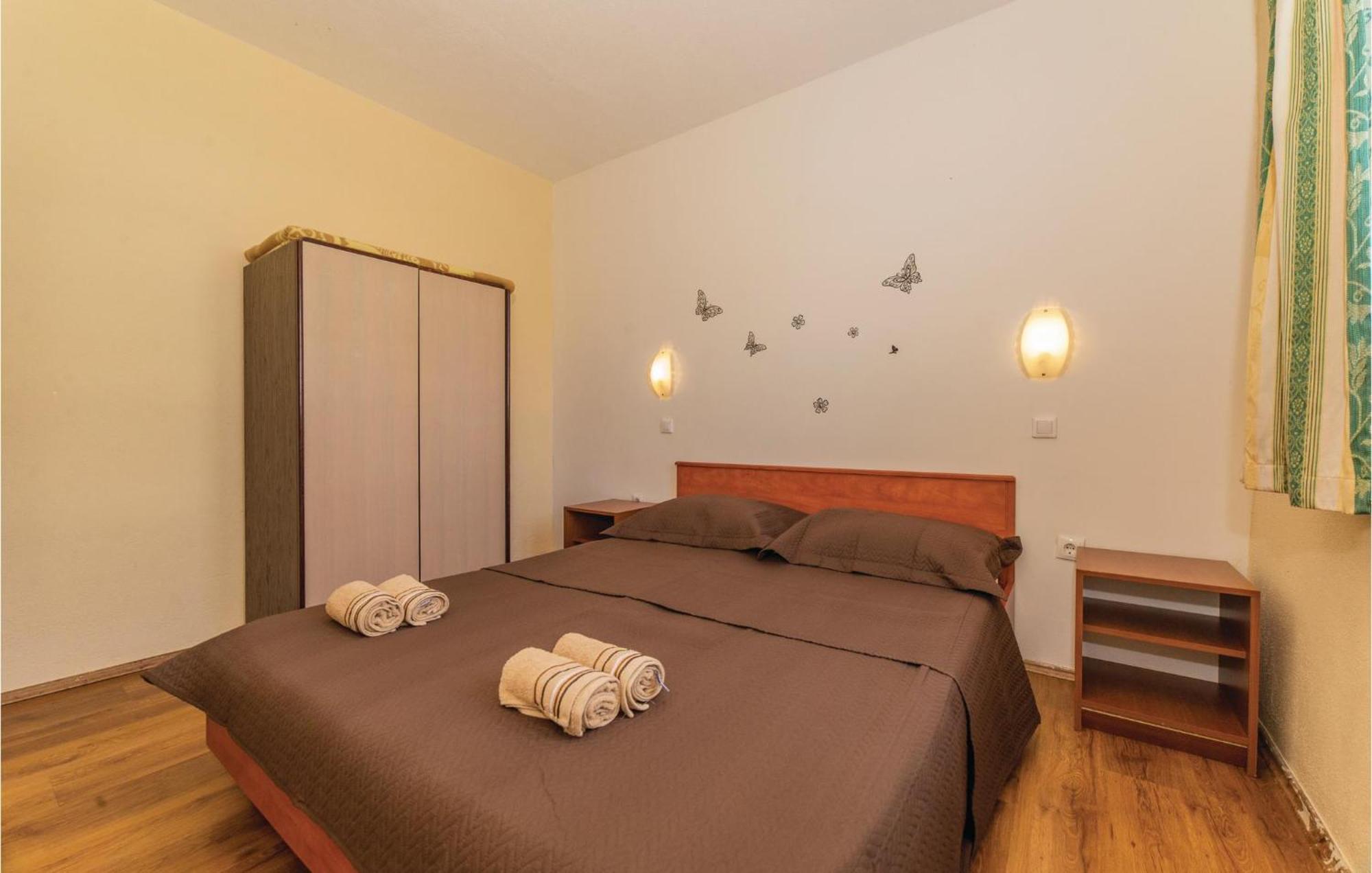 Pet Friendly Apartment In Biograd With Kitchen Biograd Na Moru Luaran gambar
