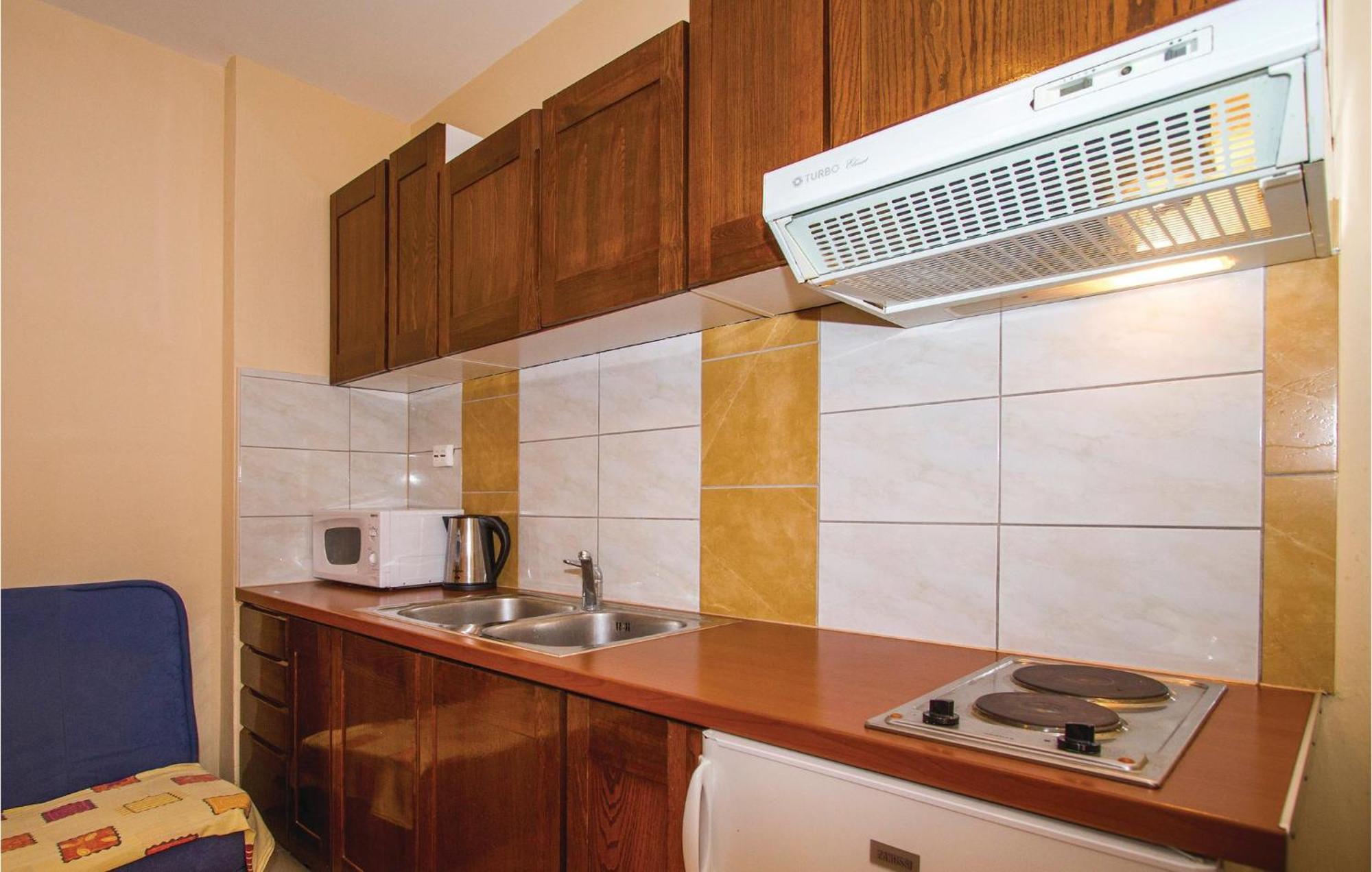 Pet Friendly Apartment In Biograd With Kitchen Biograd Na Moru Luaran gambar